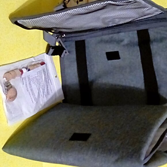 Baby shower bundle lulujo fawn blanket diaper mat & onesies - Picture 7 of 8